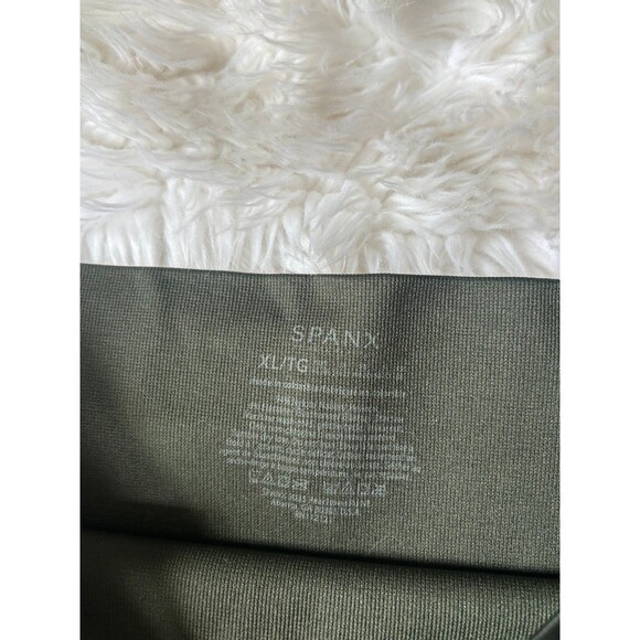 Spanx camo leggings - Picture 7 of 11